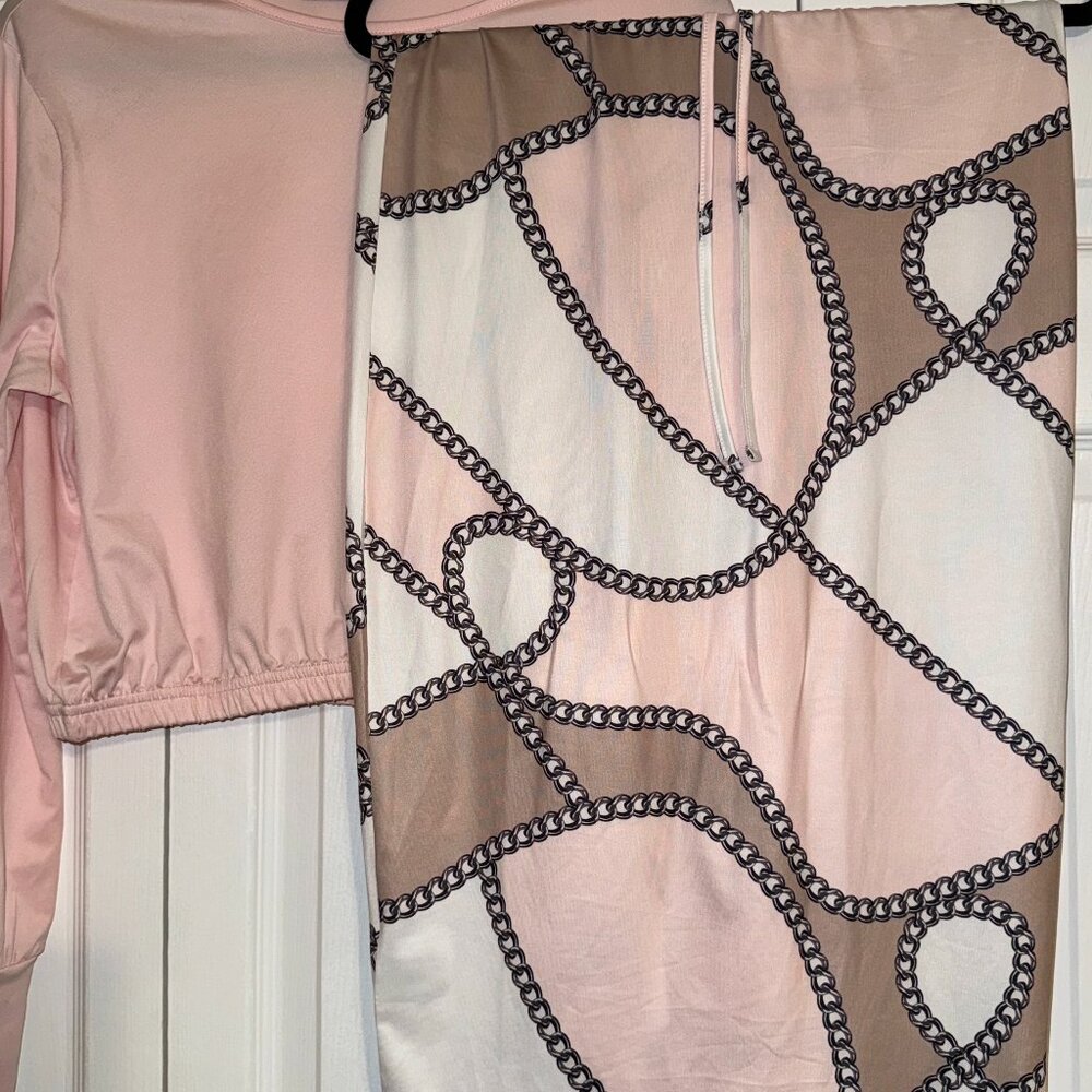 Two piece skirt set